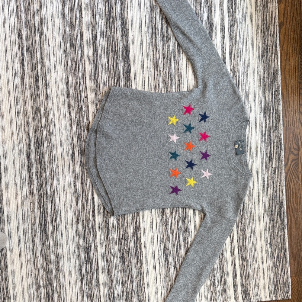 Eyes of London Cashmere Gray Sweater with Colorful Star Accents